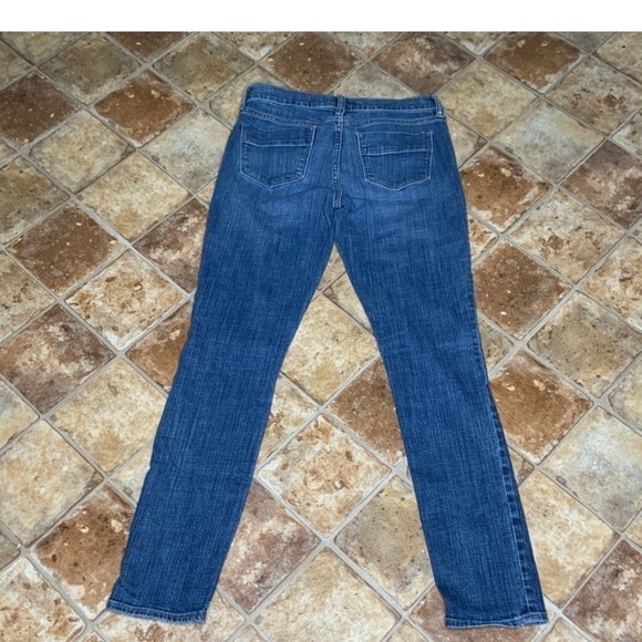 Old Navy The Sweetheart Medium Washed Straight Leg Mid Rise Denim Blue Jeans 4 - Picture 4 of 15